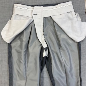 通常仕様(ヒザ裏有り)